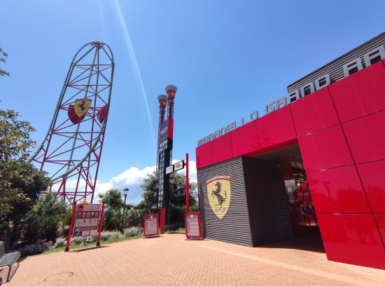 Attrazioni Ferrari Land