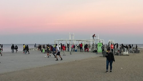 La palestra sulla spiaggia di Somorrostro